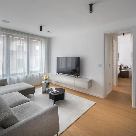 Dalmatinka Marble Residence, Serviced By City Lägenhet