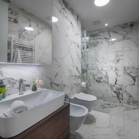 Dalmatinka Marble Residence, Serviced By City Lägenhet Ljubljana