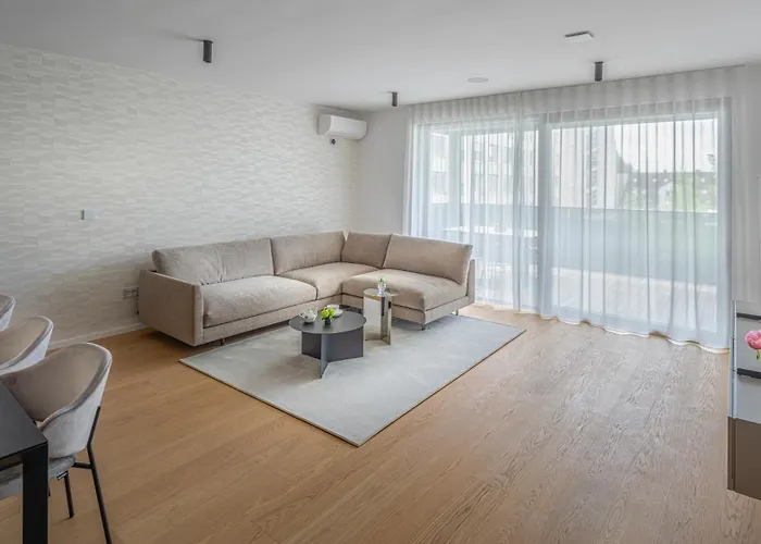 Dalmatinka Marble Residence, Serviced By City 아파트